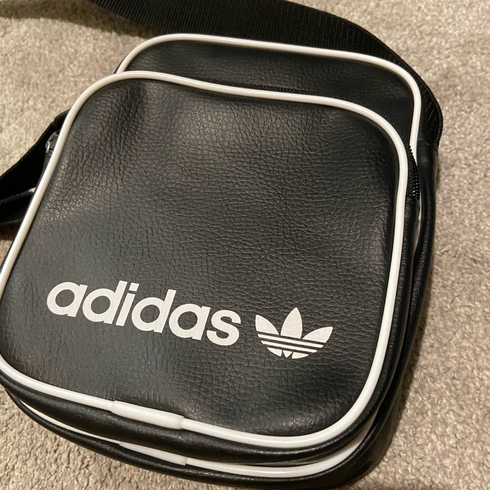 - adidas cross body bag